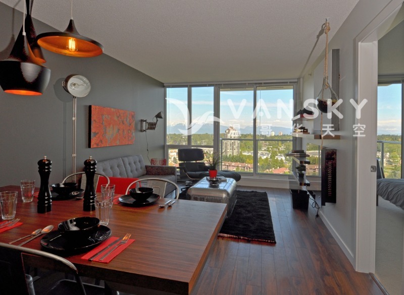 250619200338_1 living  dinning.jpg